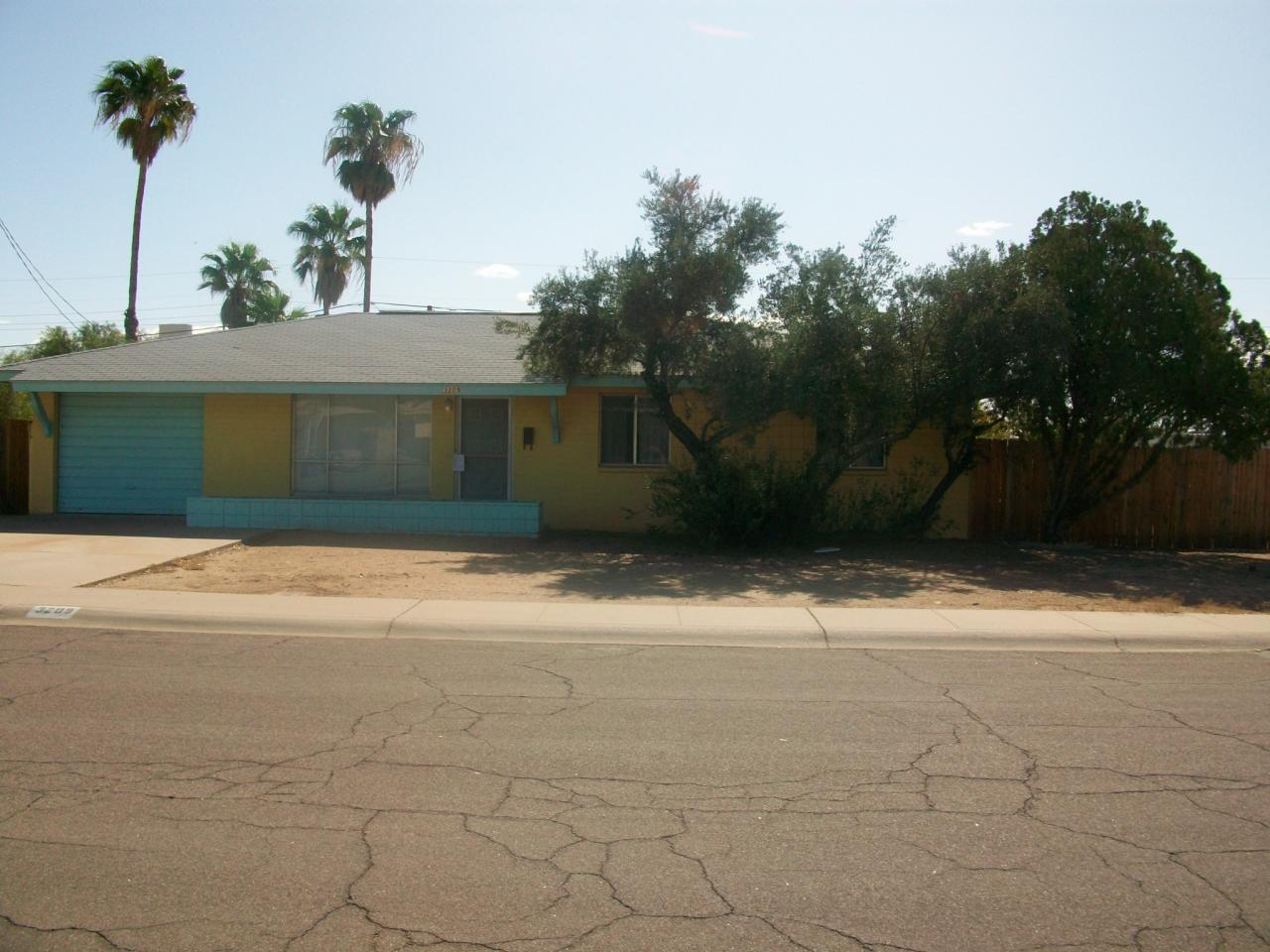 3209 West Calavar Road Phoenix, AZ 85053 - Photo 2 of 10 front