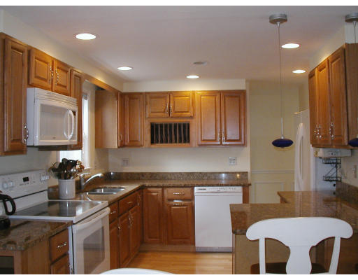 15 Wedgewood Road Natick, MA 01760 - Photo 5 of 15