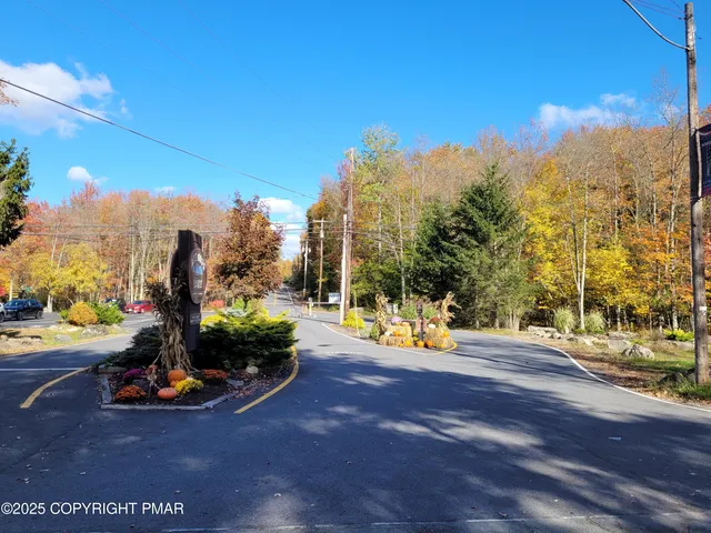 a view of a basketball court