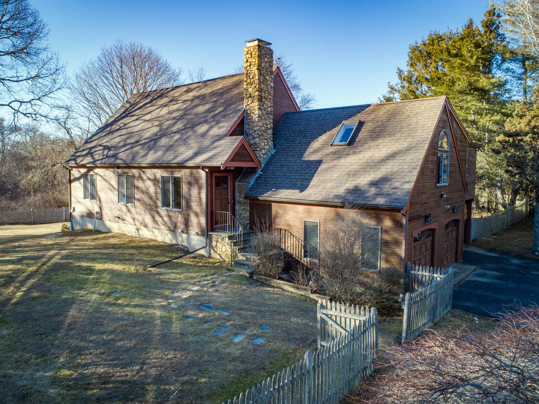 45 Cove Lane Cummaquid, MA 02630 - Photo 15 of 24 Front aerial
