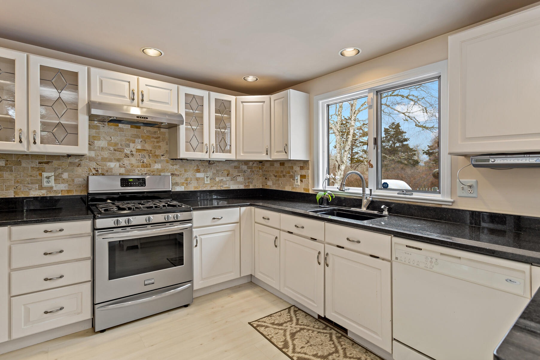 45 Cove Lane Cummaquid, MA 02630 - Photo 6 of 24 Kitchen