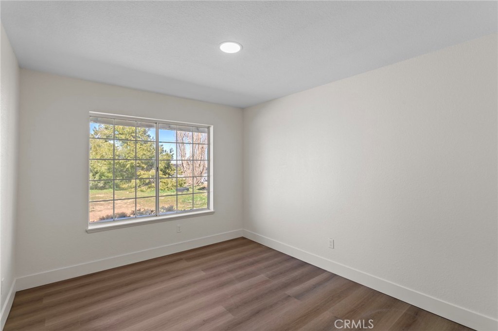 5971 Brawley Road Phelan, CA 92371 - Photo 12 of 39