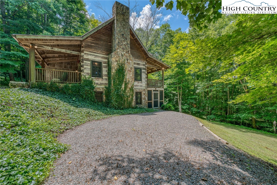 3606 Beaver Dam Road Vilas, NC 28692 - Photo 3 of 50 Gallery Image 3