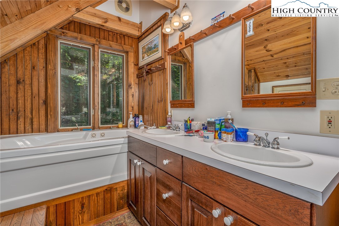 3606 Beaver Dam Road Vilas, NC 28692 - Photo 32 of 50 Gallery Image 32