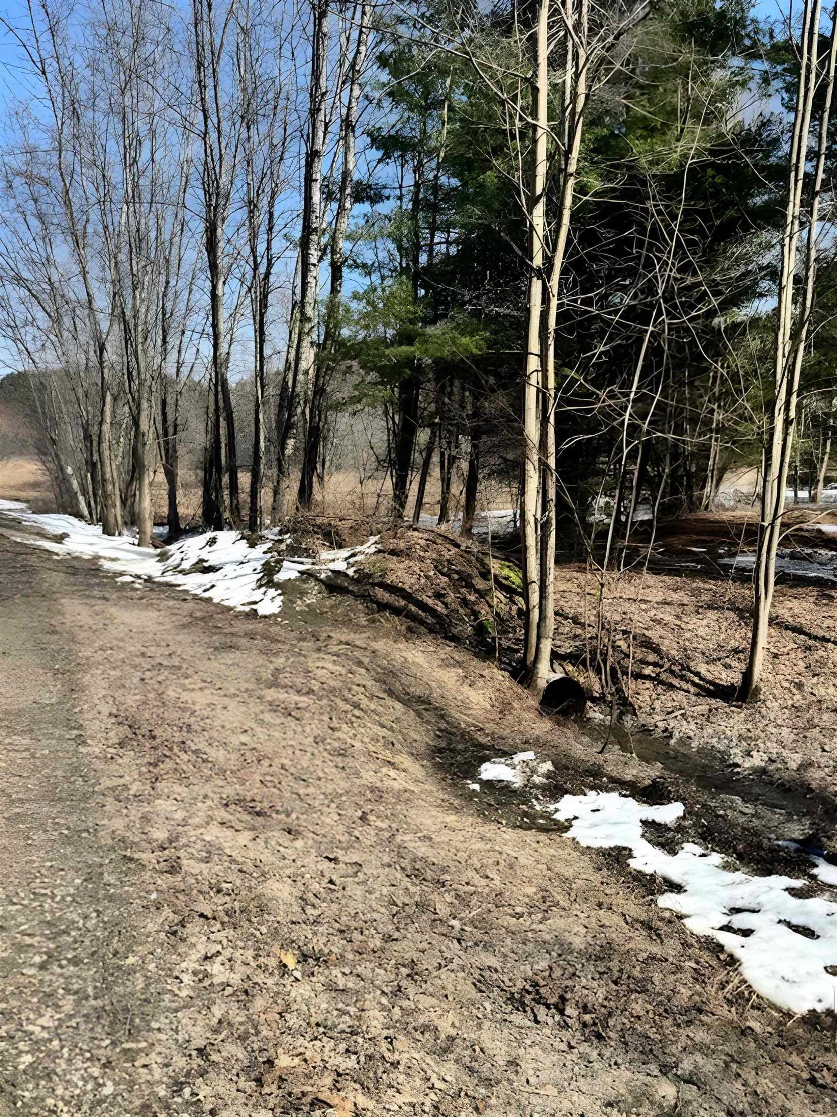 843 River Road Troy, VT 05859 - Photo 13 of 17