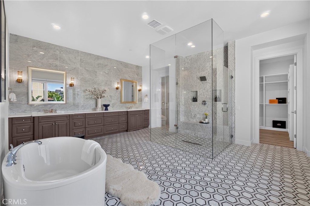 61 Buttonquail Irvine, CA 92618 - Photo 48 of 69