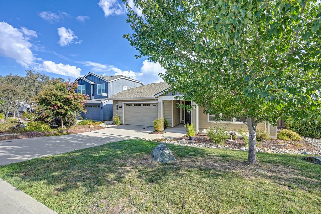 21583 Cascade Crossing Road Grass Valley, CA 95949 - Photo 4 of 51 Gallery Image 4