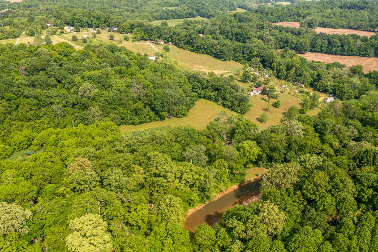 3915 Green Road Springfield, TN 37172 - Photo 4 of 49