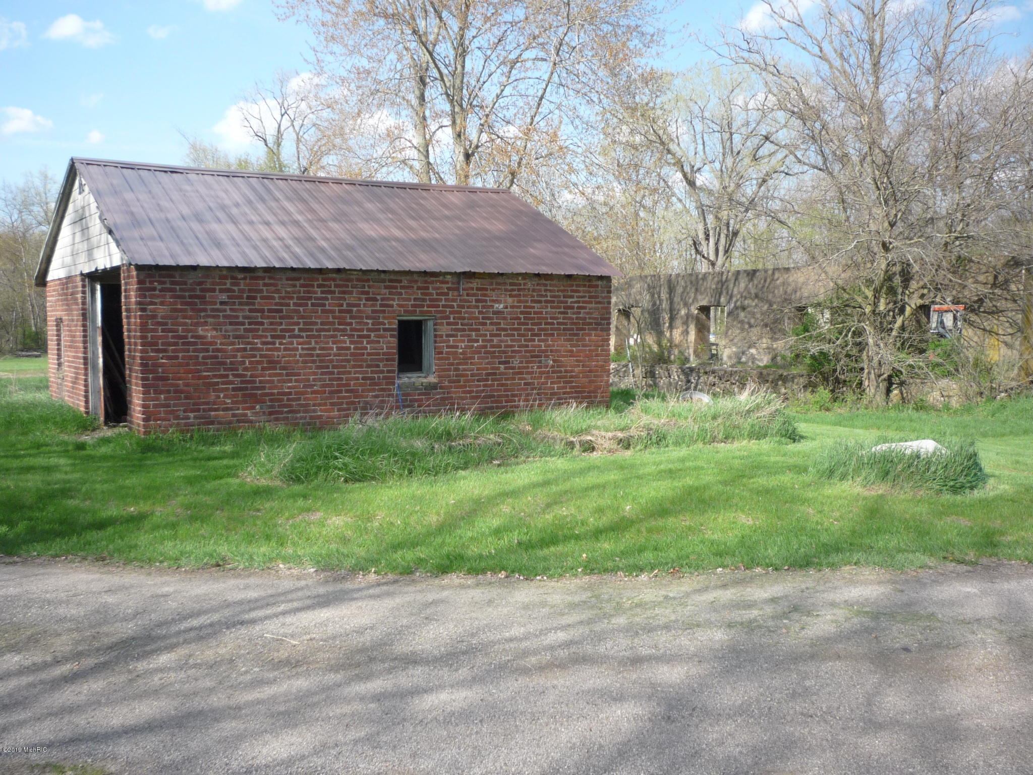 151 South Parham Road Bronson, MI 49028 - Photo 67 of 101 P1050798