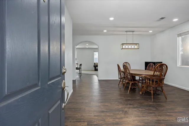 $579,000 | Undisclosed Address, Bakersfield, CA 93312