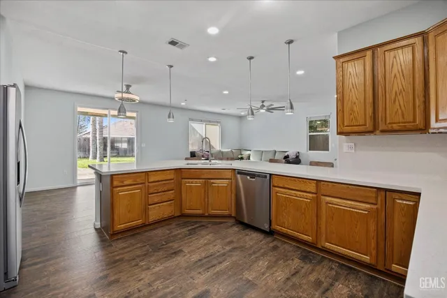 $579,000 | Undisclosed Address, Bakersfield, CA 93312