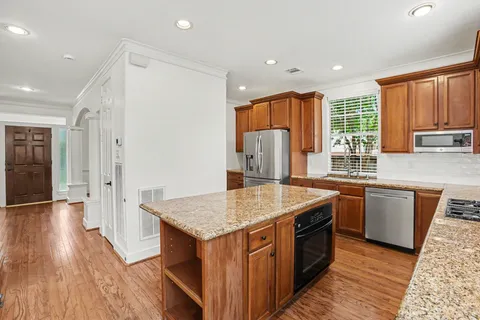 $529,999 | 1470 Springrock Lane, Unit 6, Houston, TX 77055
