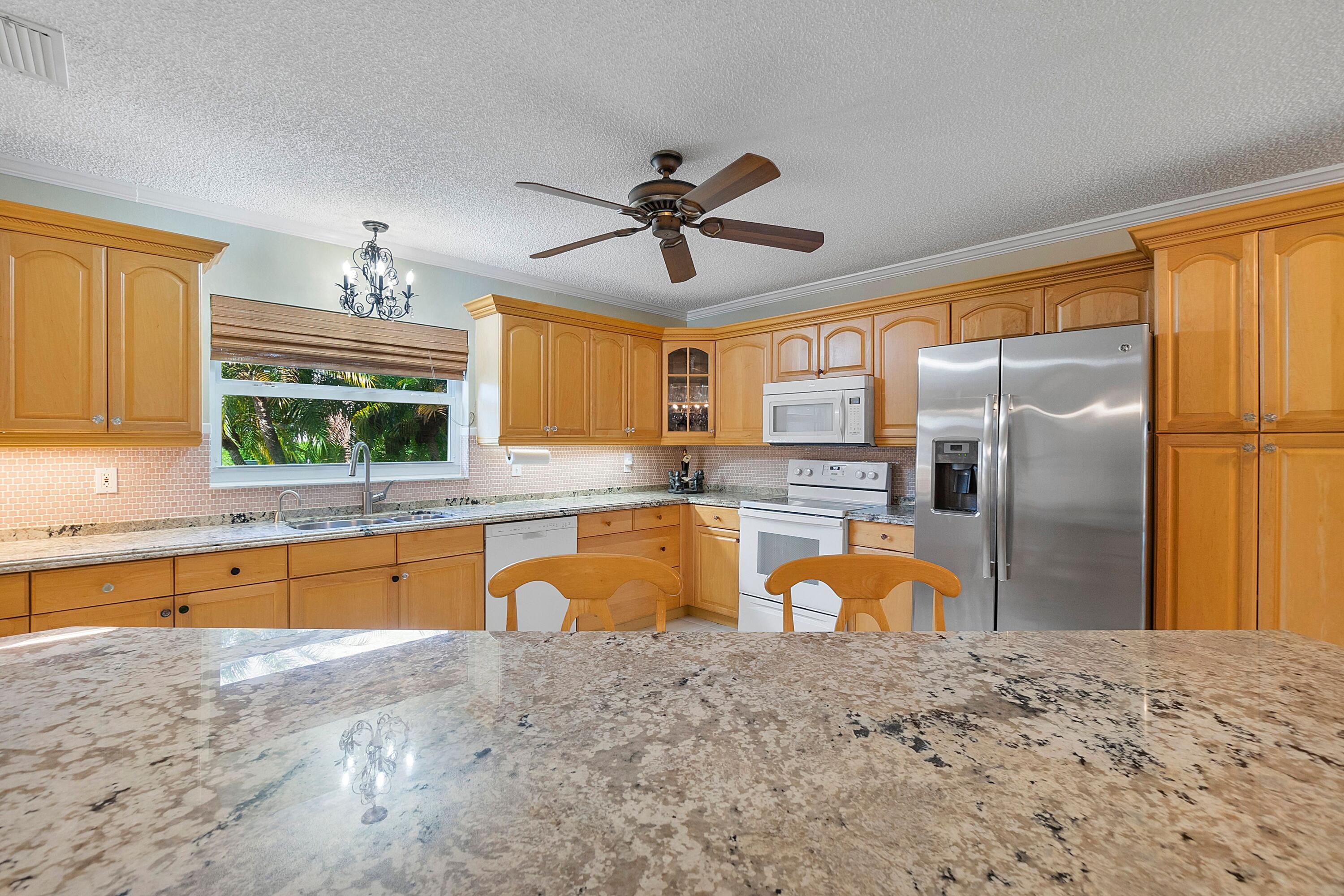 275 Northwest 69th Street Boca Raton, FL 33487 - Photo 20 of 34 boca lake kit 3