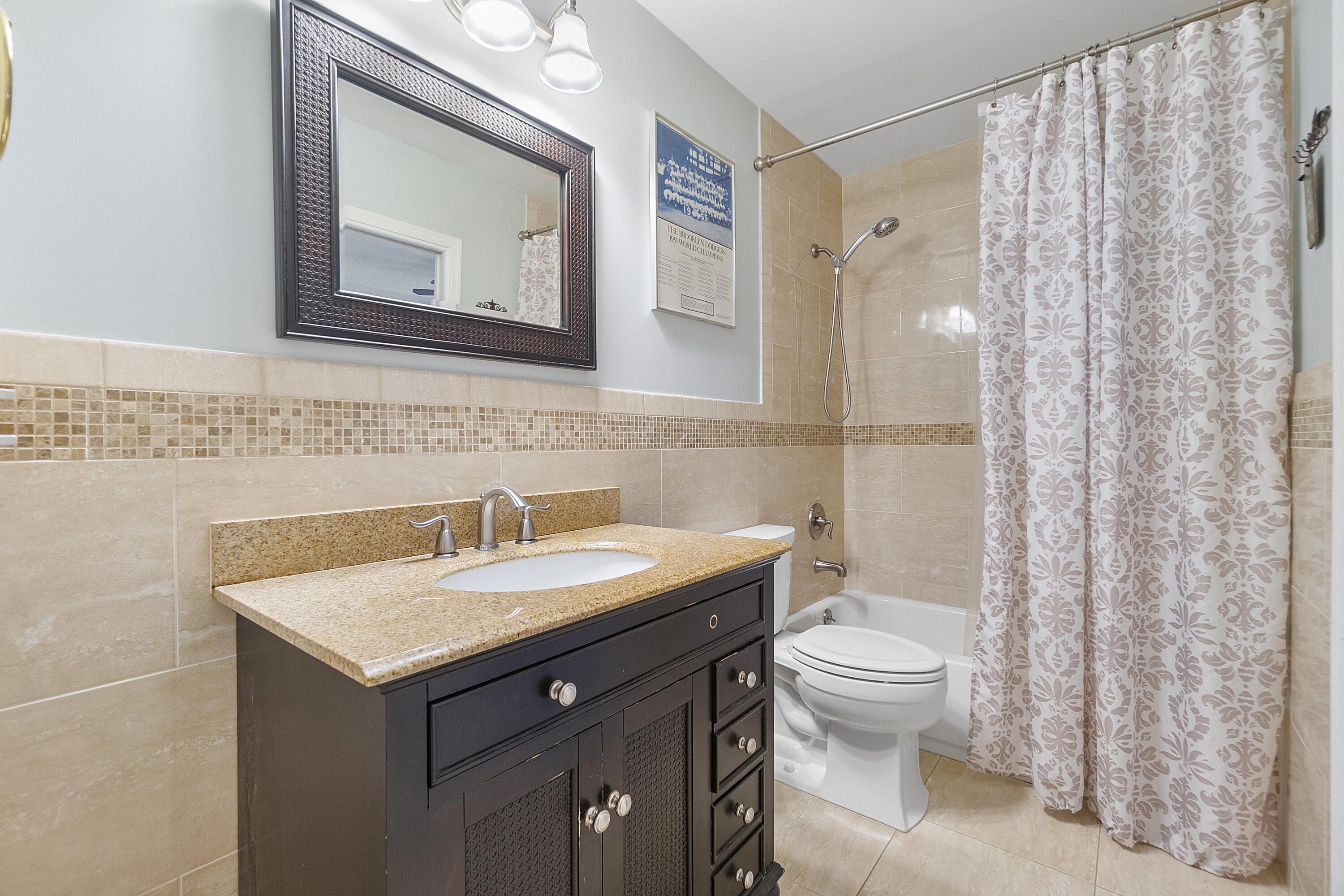 275 Northwest 69th Street Boca Raton, FL 33487 - Photo 27 of 34 BOCA LAKE BATH RM 2