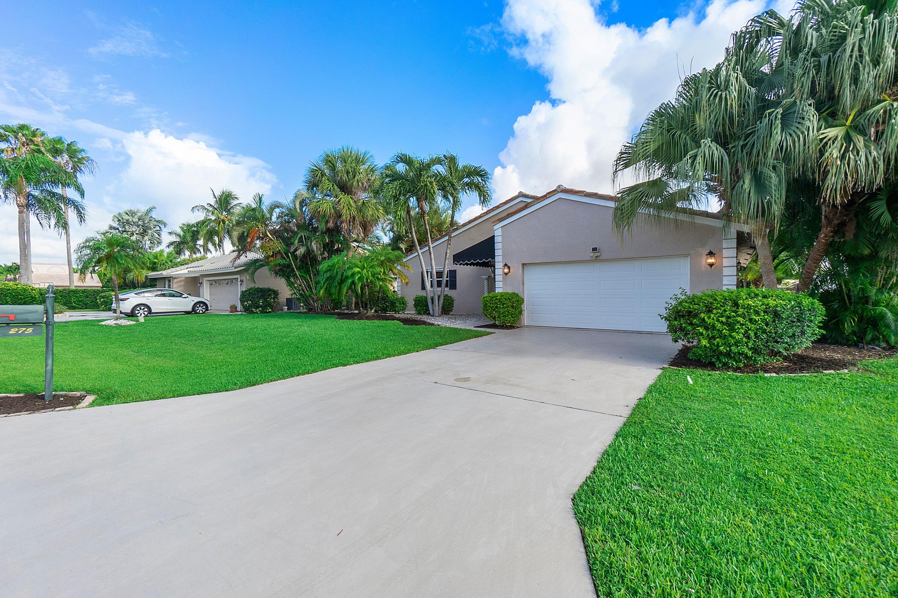 275 Northwest 69th Street Boca Raton, FL 33487 - Photo 10 of 34 boca lake frint of house best
