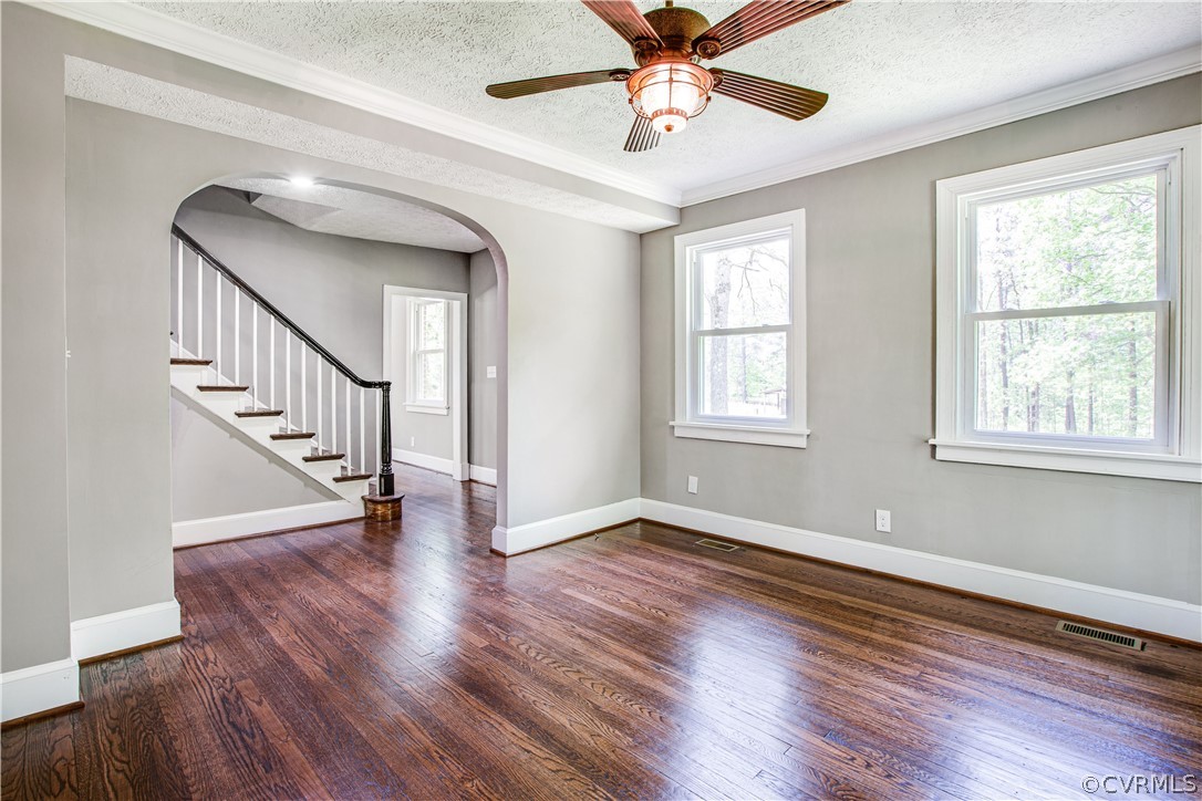 13331 Hutchinson Road Ruther Glen, VA 22546 - Photo 8 of 39 Gallery Image 8