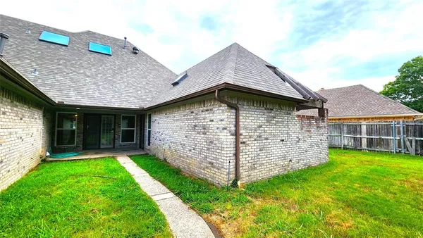$2,650 | 3000 Broken Bow Street, Denton, TX 76209