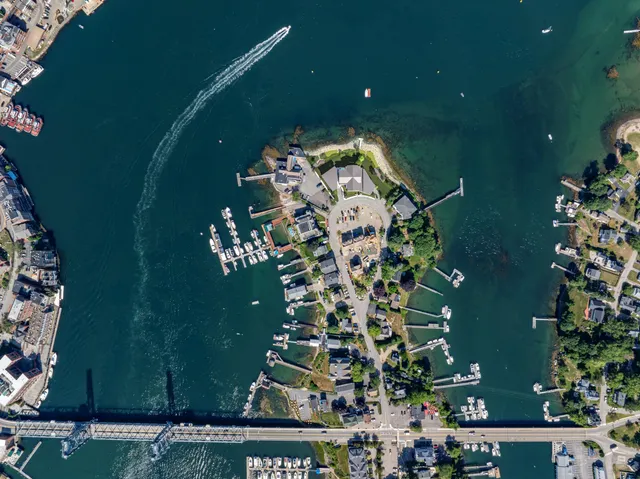 $5,200,000 | 35 Badgers Island West, Unit 204, Kittery, ME 03904