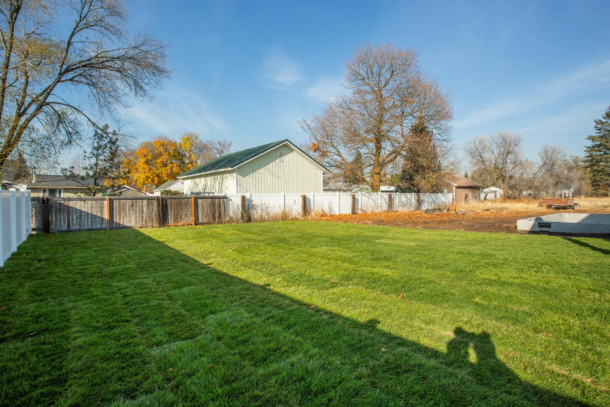 2011 North Sipple Road Spokane Valley, WA 99212 - Photo 25 of 27