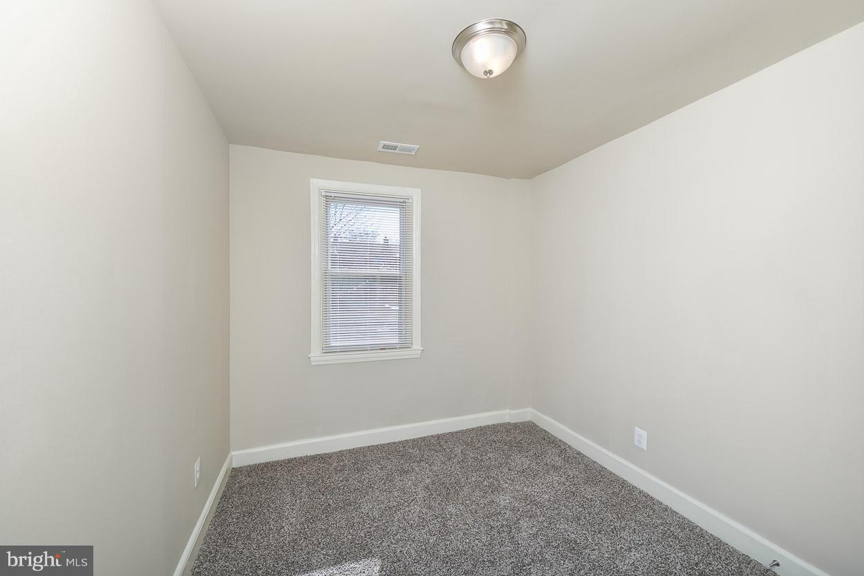 1611 Northgate Road Baltimore, MD 21218 - Photo 15 of 19 Bedroom