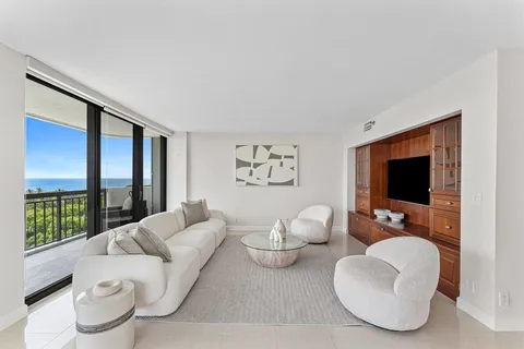 $1,149,000 | 2003 North Ocean Boulevard, Unit 902, Boca Raton, FL 33431