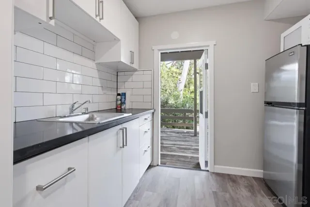 $2,399,000 | 6121 La Pintura Drive, La Jolla, CA 92037