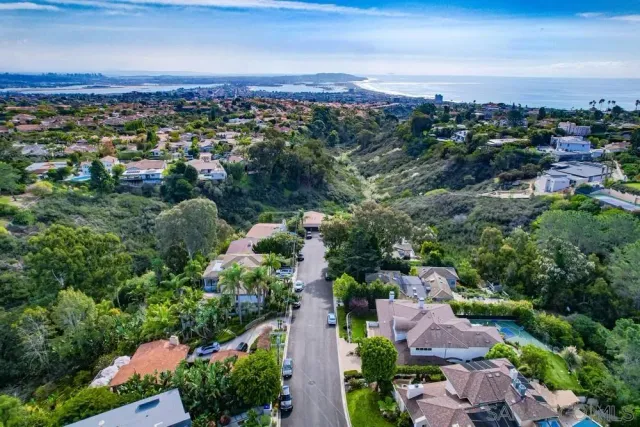 $2,399,000 | 6121 La Pintura Drive, La Jolla, CA 92037