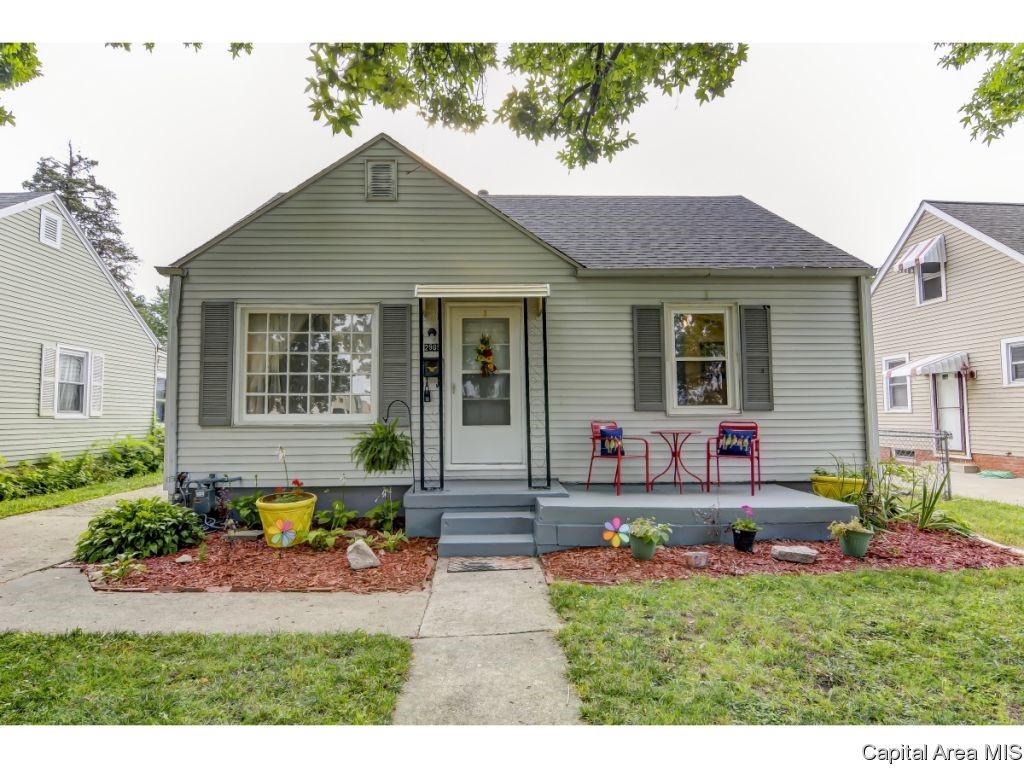 2909 South 5th Street Springfield, IL 62703 - Photo 1 of 26