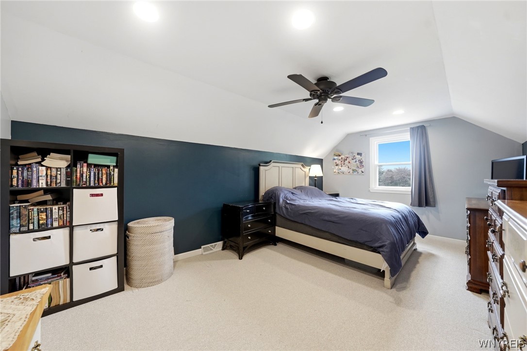 910 Girdle Road East Aurora, NY 14052 - Photo 28 of 39