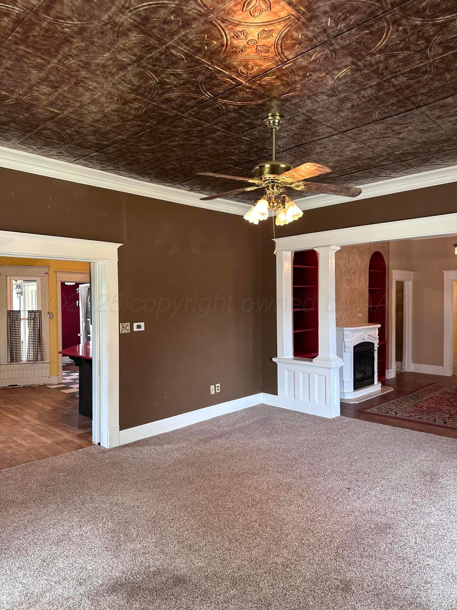 1303 3rd Avenue Canyon, TX 79015 - Photo 19 of 104 Living Room