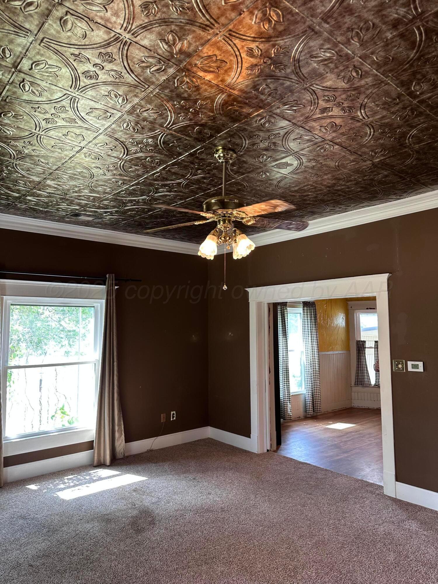 1303 3rd Avenue Canyon, TX 79015 - Photo 21 of 104 Living Room