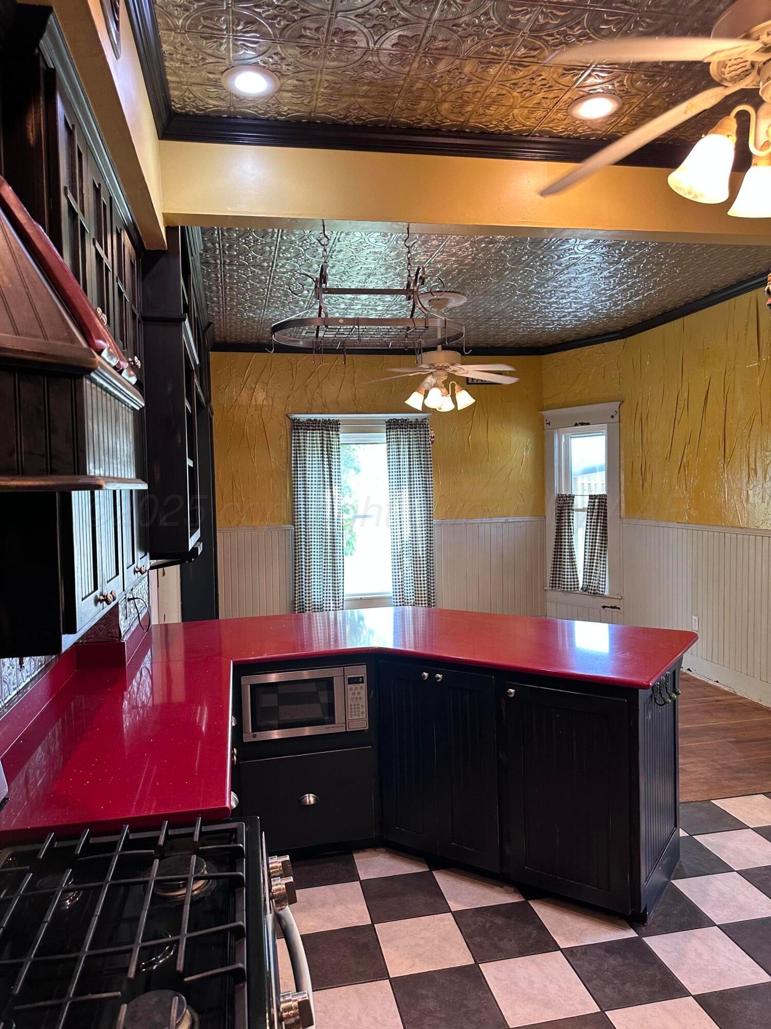 1303 3rd Avenue Canyon, TX 79015 - Photo 31 of 104 Kitchen