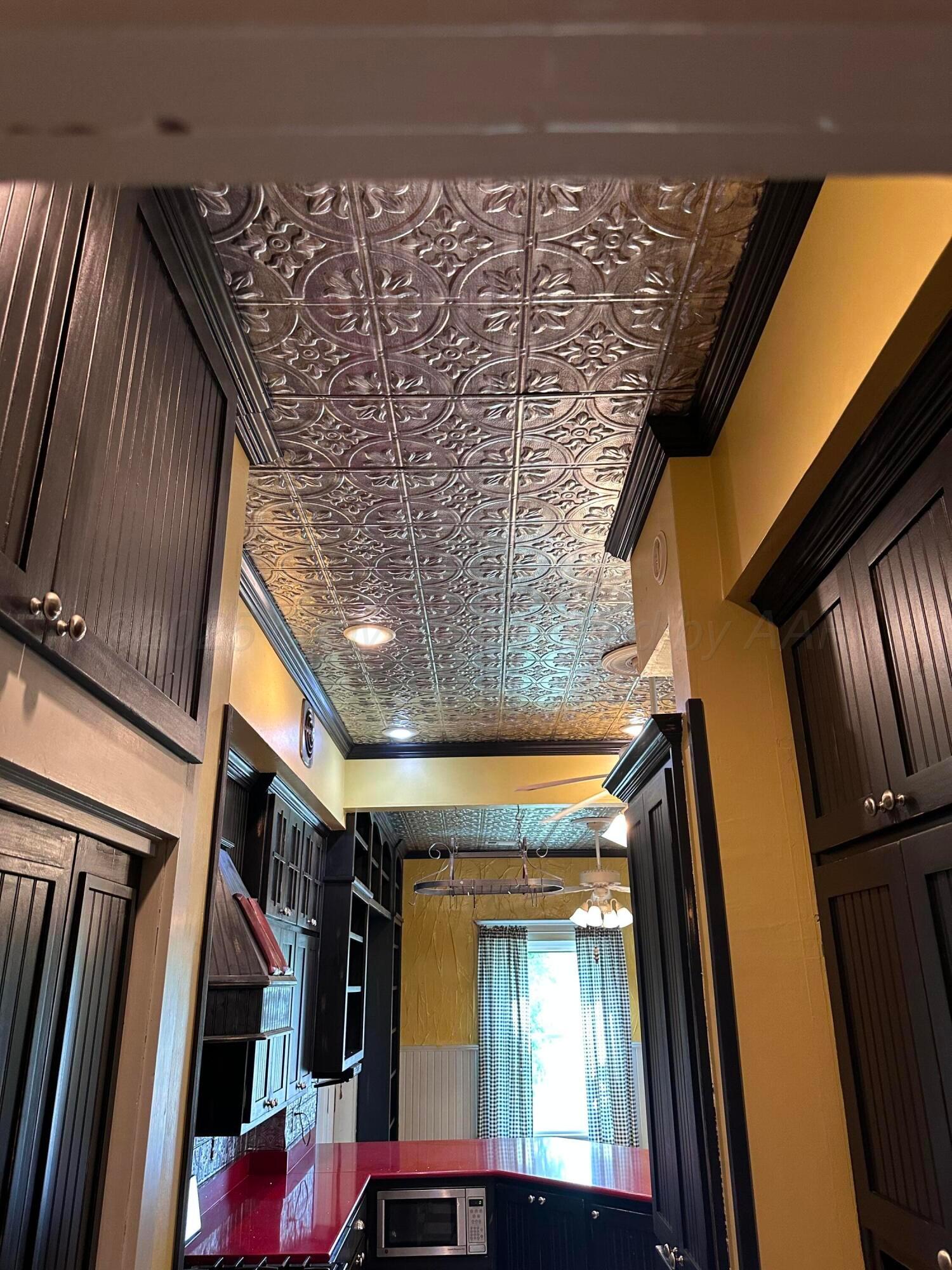 1303 3rd Avenue Canyon, TX 79015 - Photo 48 of 104 Kitchen Ceiling
