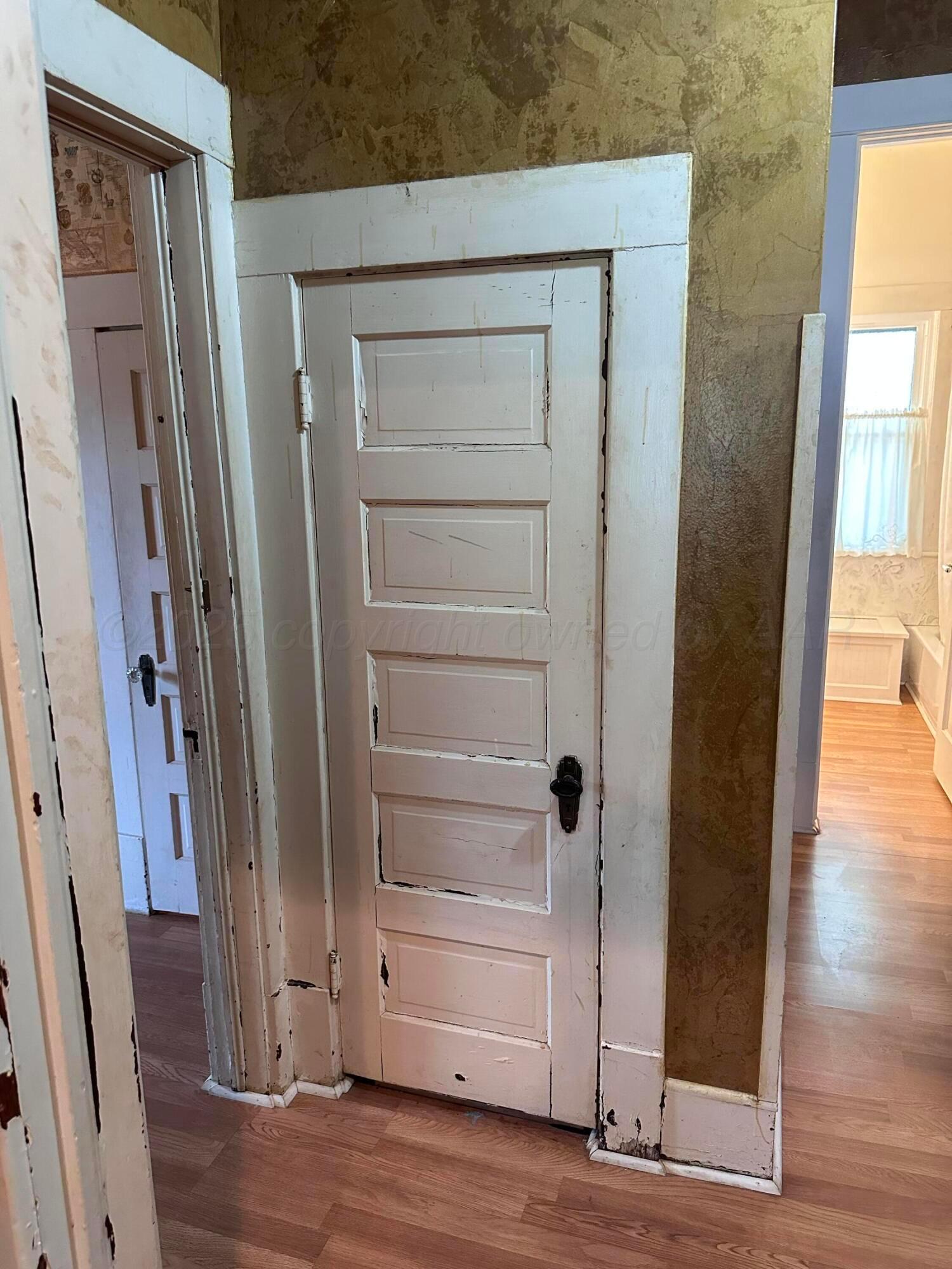 1303 3rd Avenue Canyon, TX 79015 - Photo 50 of 104 Water Heater Closet