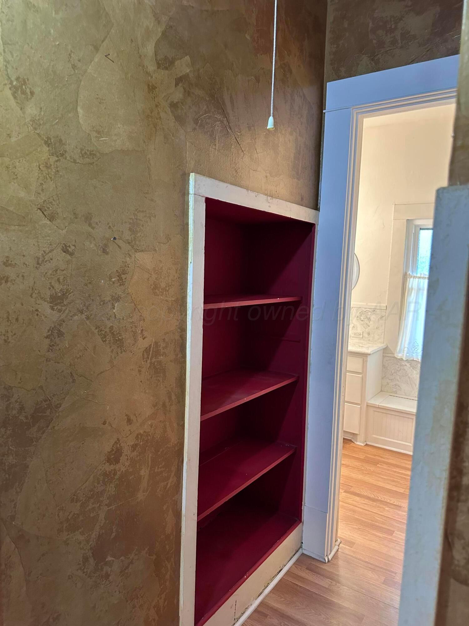 1303 3rd Avenue Canyon, TX 79015 - Photo 57 of 104 Hall to Bathroom