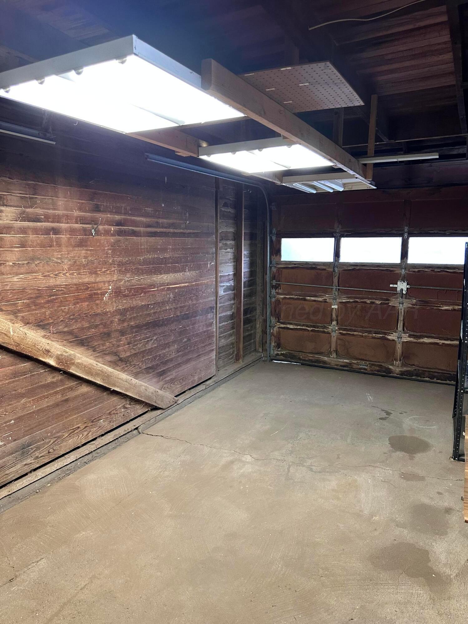 1303 3rd Avenue Canyon, TX 79015 - Photo 89 of 104 Garage