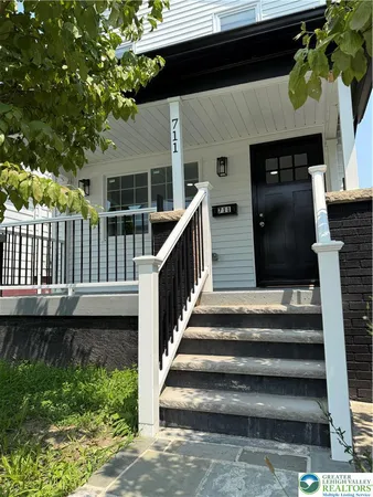 $229,000 | 711 South Hanover Street, Nanticoke, PA 18634