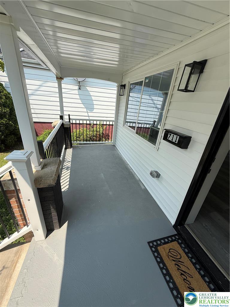711 South Hanover Street Nanticoke, PA 18634 - Photo 2 of 27