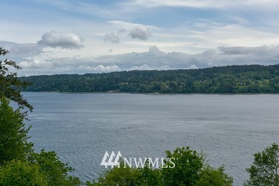 9084 Southeast Willock Road Olalla, WA 98359 - Photo 4 of 25 Gallery Image 4