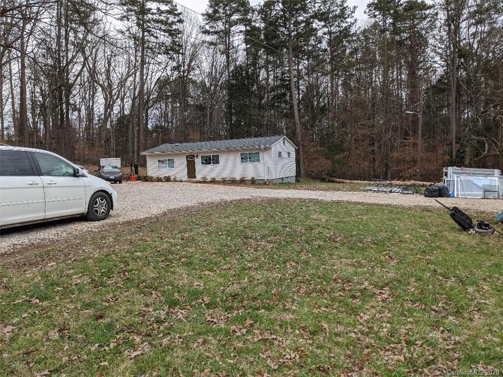 1344 Sunset Road Charlotte, NC 28216 - Photo 2 of 12 Gallery Image 2