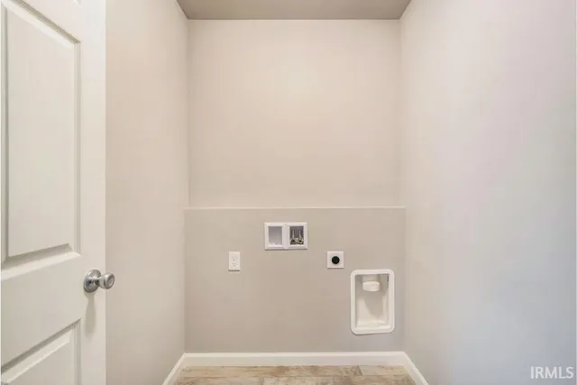 $429,900 | 52070 Olympus Pass, Granger, IN 46530