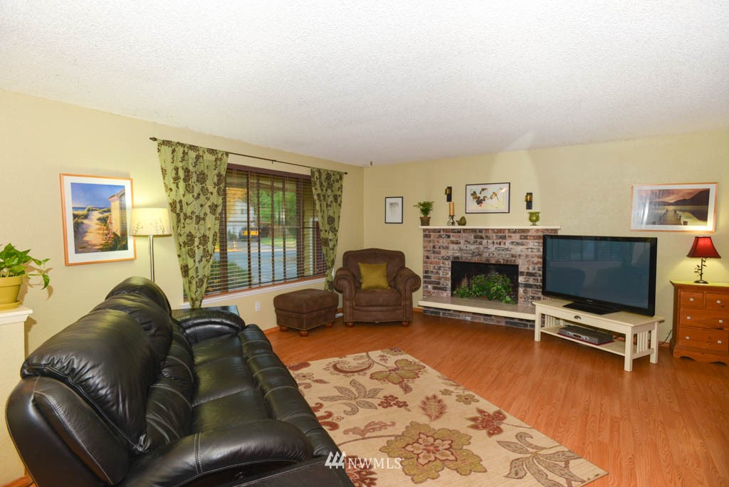 5996 Longdin Road Ferndale, WA 98248 - Photo 3 of 23