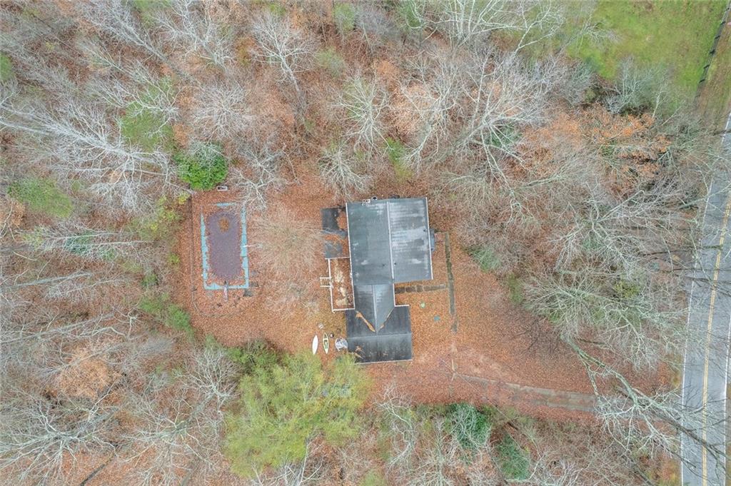 325 Ranchette Road Alpharetta, GA 30004 - Photo 19 of 25 a picture of a yard