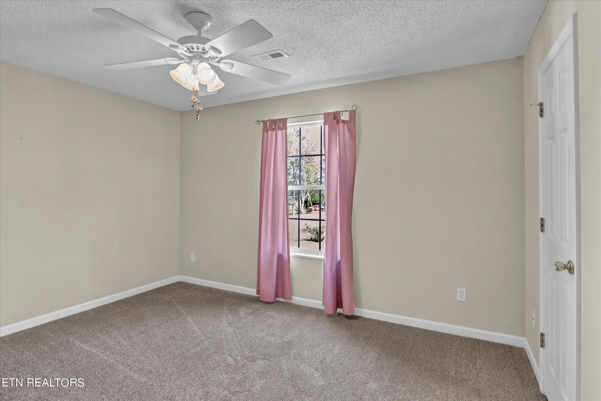 512 Wright Road Maryville, TN 37804 - Photo 9 of 20 Gallery Image 9