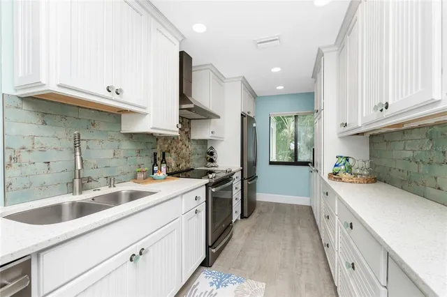 $799,900 | 2955 North Beach Road, Unit D123, Englewood, FL 34223