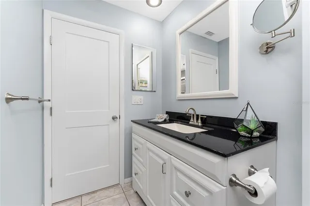 $799,900 | 2955 North Beach Road, Unit D123, Englewood, FL 34223