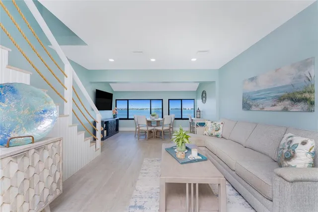 $799,900 | 2955 North Beach Road, Unit D123, Englewood, FL 34223