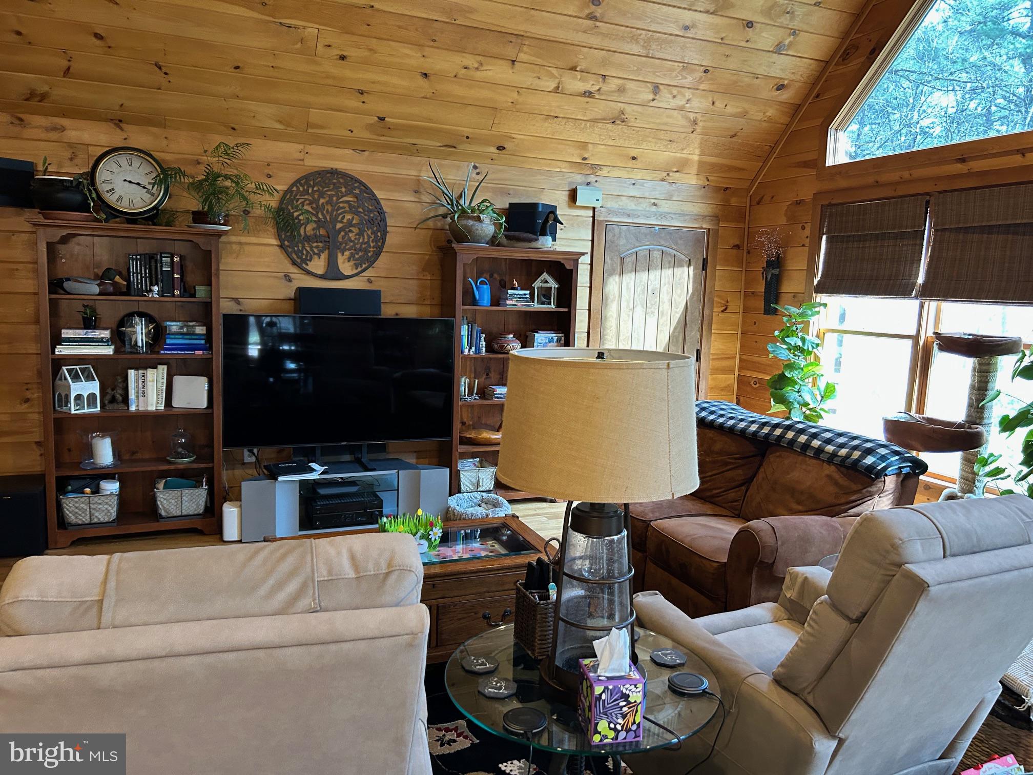 827 Weymouth Road Buena, NJ 08310 - Photo 15 of 41 Great room