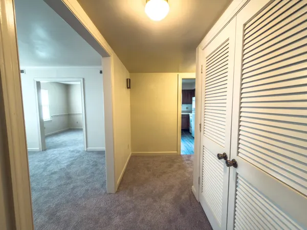 $1,300 | 833 King James Street Southwest, Unit D, Roanoke, VA 24014