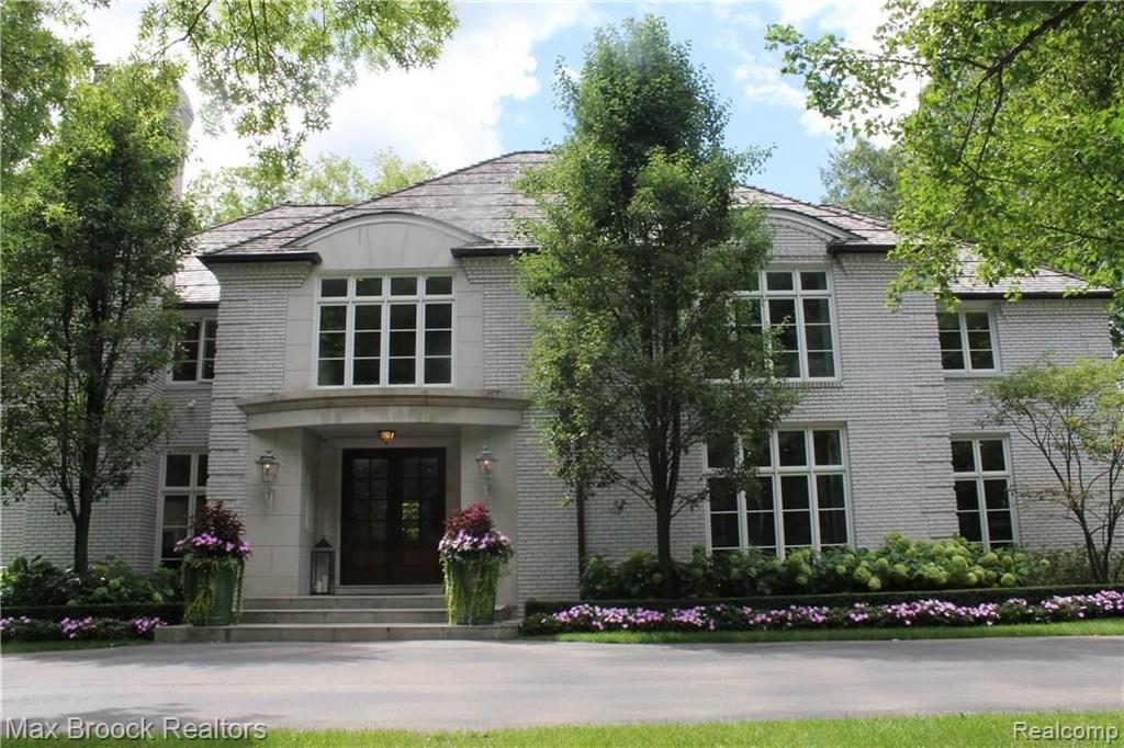 1931 East Valley Road Bloomfield Hills, MI 48304 - Photo 1 of 21 Gallery Image 1